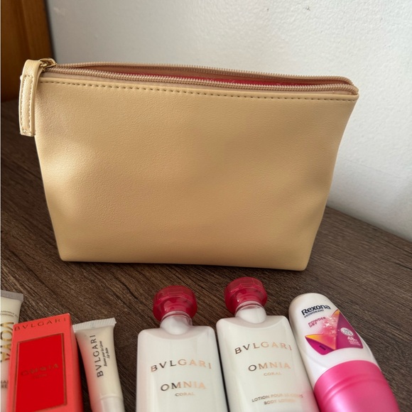 BVLGARI BULGARI MAKEUP BAG - Picture 6 of 6